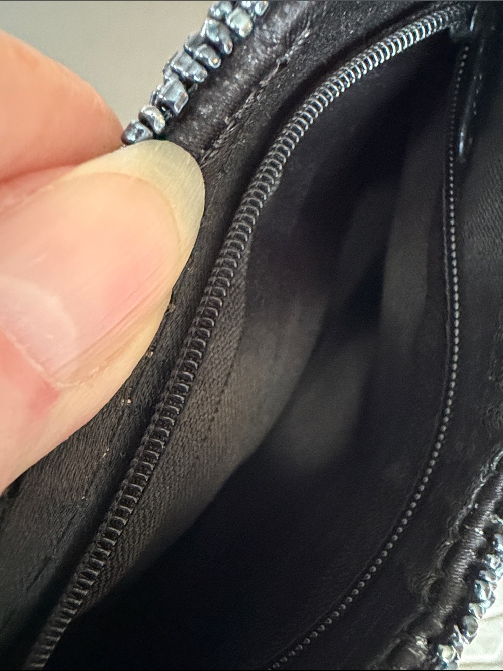 Purse - Picture 4 of 4
